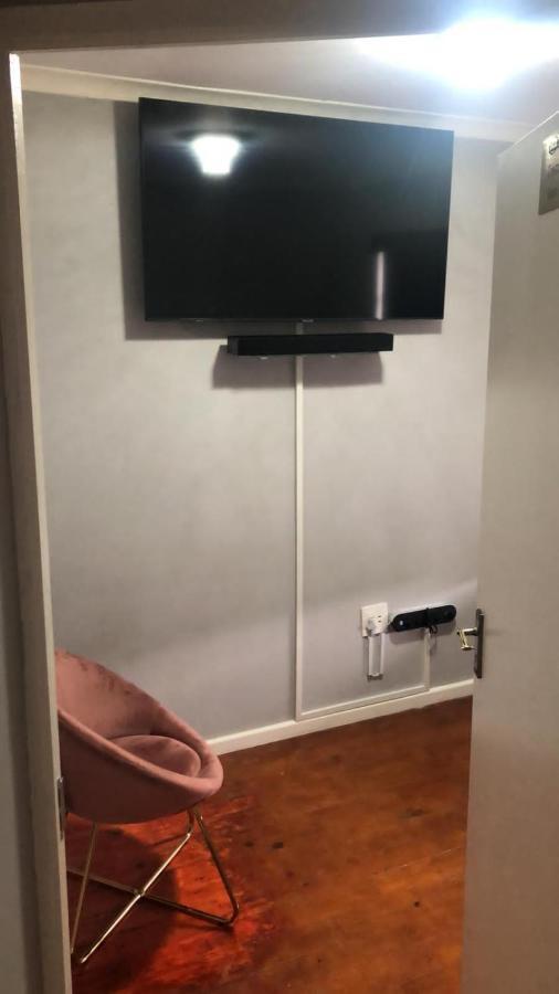Exclusive Townhouse Newton Park Leilighet Eksteriør bilde